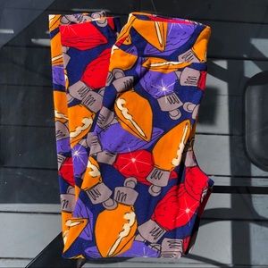 Kid’s LuLaRoe holiday lights leggings